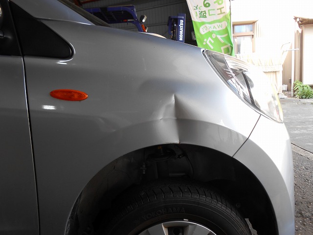 中古部品による外装修理