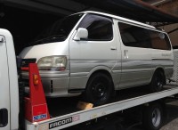 トヨタ　ハイエースワゴン車検
