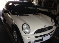 BMW ミニクーパー　フロント及びリヤディスクブレーキパッド交換作業