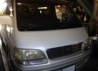 島田市　トヨタ　ハイエースワゴン　ヘッドライトクリーニング施工ご依頼頂きました。