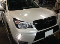 スバル　フォレスター　社外フォグランプ持込みによる交換作業