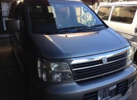 島田市　ニッサン　エルグランド　タイヤ交換(ホイール付)をご用命頂きました。